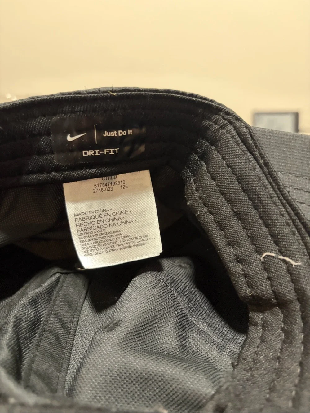 Nike kids black